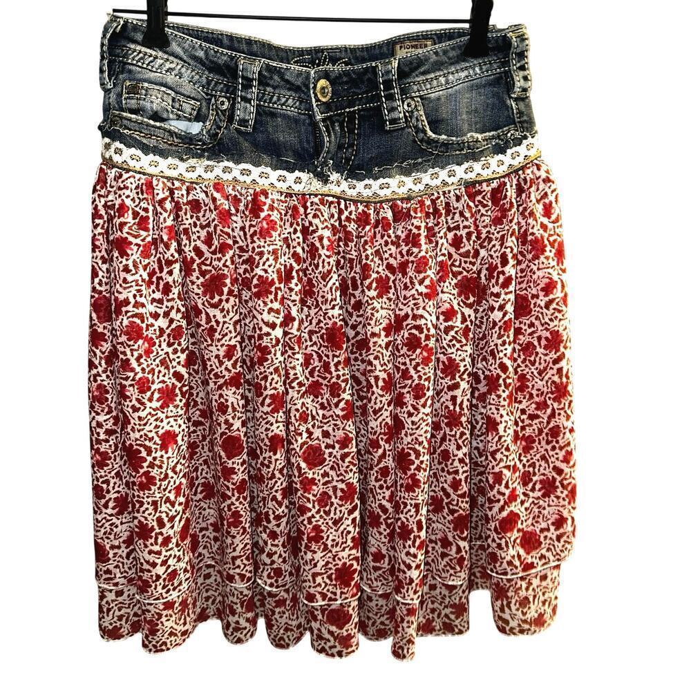 Y2k handmade reworked skirt sz 29